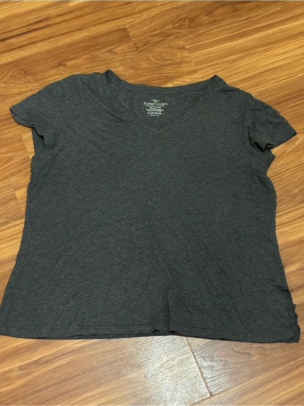 Faded Glory Women's Dark Gray V-Neck Short Sleeve Tee